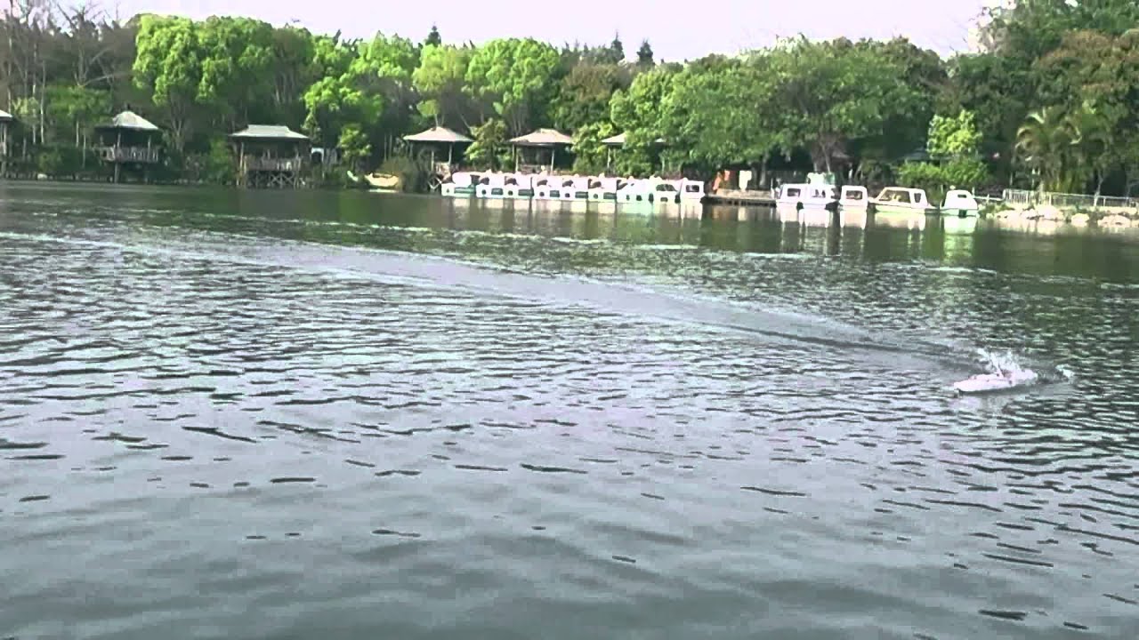Радиоуправляемая модель катер Fei Lun High Speed Boat (красный)