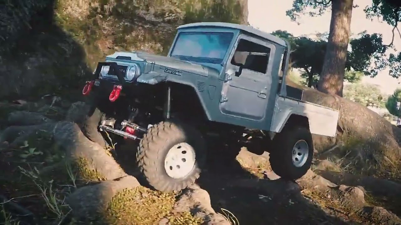 Радиоуправляемая модель MN Model японский пикап Toyota FJ45 4WD (1к12) синий (MN-45B)