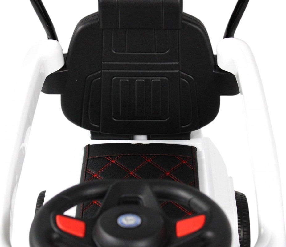 Детский толокар RiverToys (G008GG-A) (белый)
