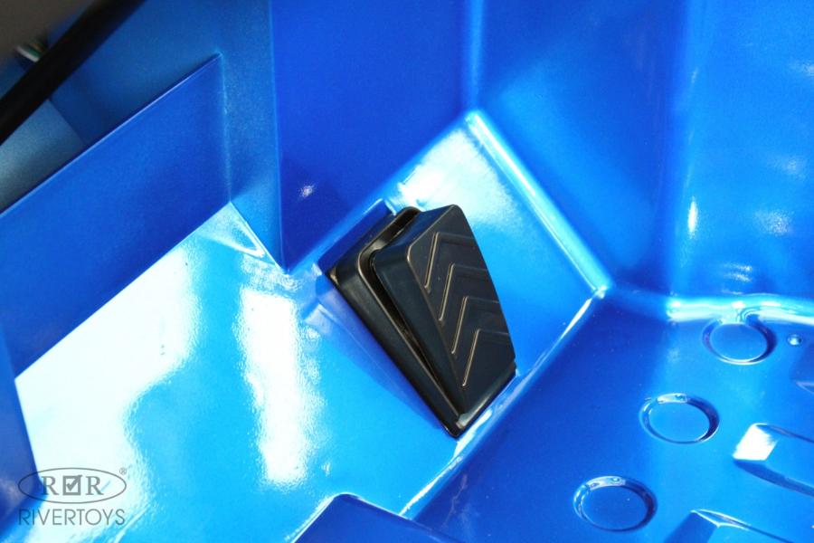 Детский электромобиль RiverToys X004XX синий глянец