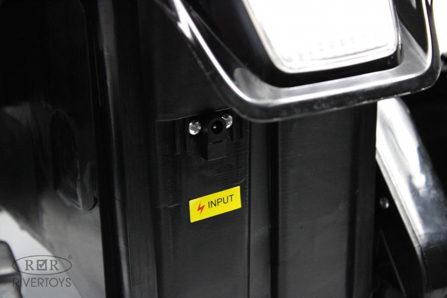 Детский электроквадроцикл RiverToys H001HH черный