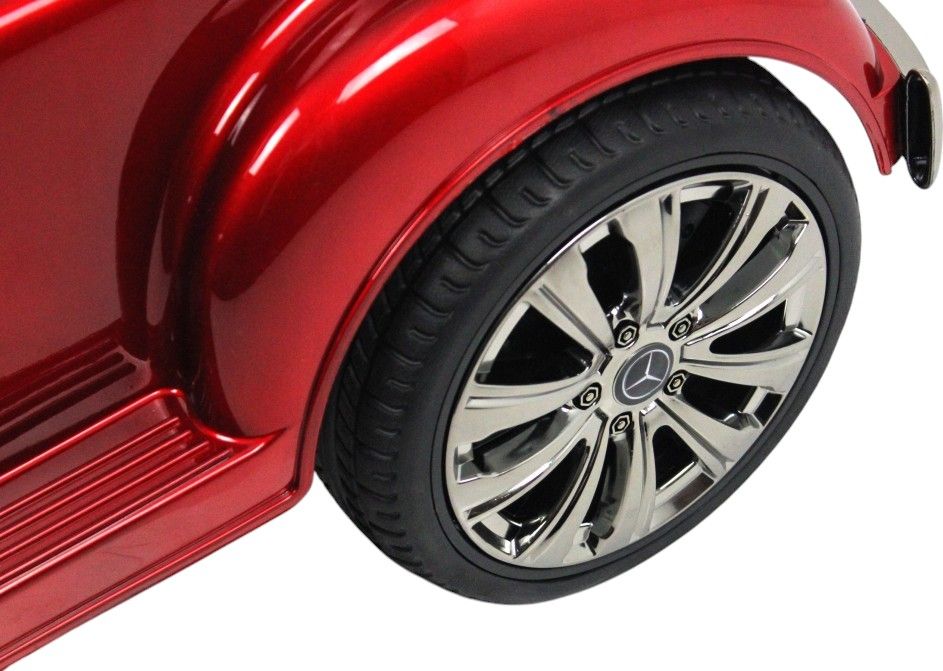 Детский толокар RiverToys Mercedes-AMG 300S (G300GG-RED-GLANEC) красный глянец