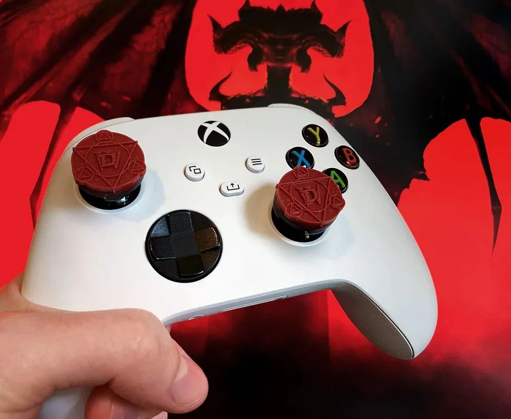 2 средние накладки на стики KontrolFreek Diablo IV для геймпада Microsoft XBOX One/Series (красные)