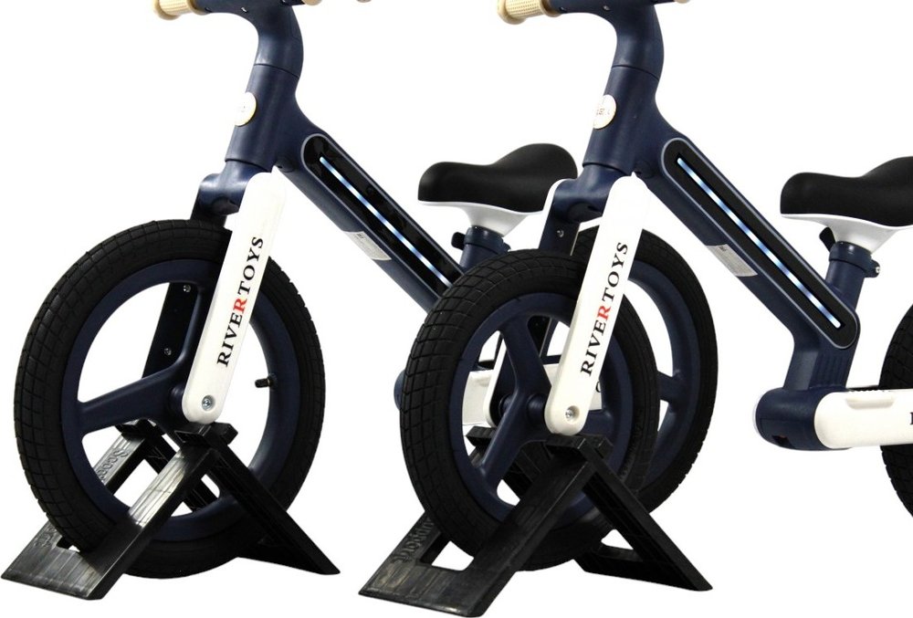 Детский беговел RiverToys (HB-003) сине-(белый)