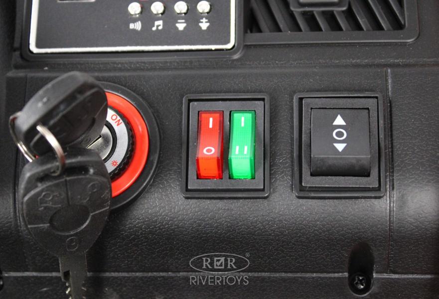 Детский электромобиль RiverToys C444CC темно-красный