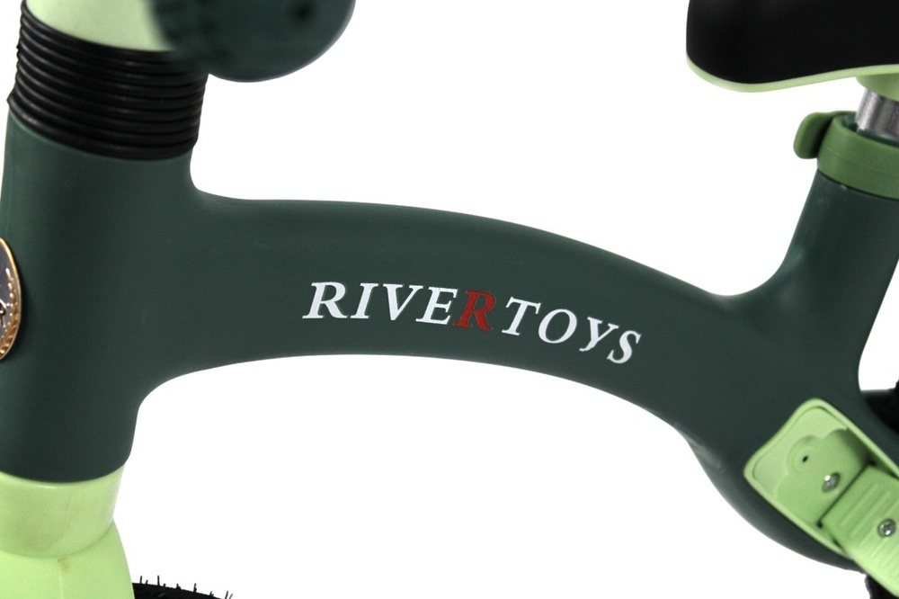 Детский беговел RiverToys (HB-001) (зеленый)