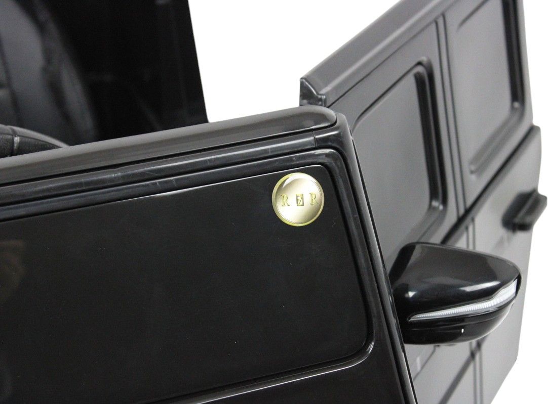 Детский электромобиль RiverToys Mercedes-Benz G63 (T999TT-BLACK             ) черный