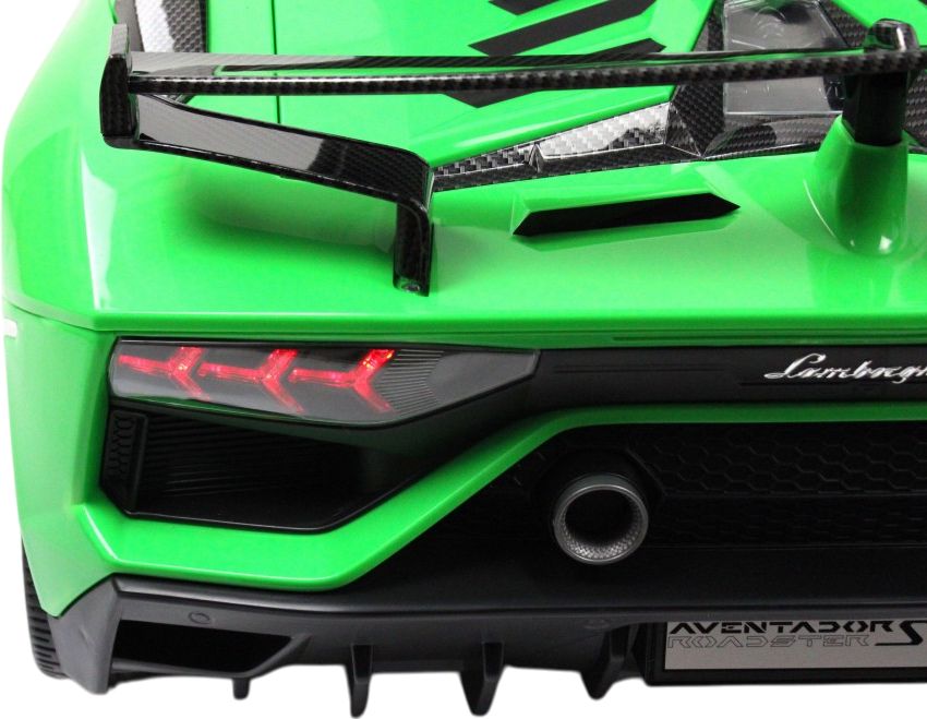 Детский электромобиль RiverToys Lamborghini Aventador SVJ (A111MP) зеленый
