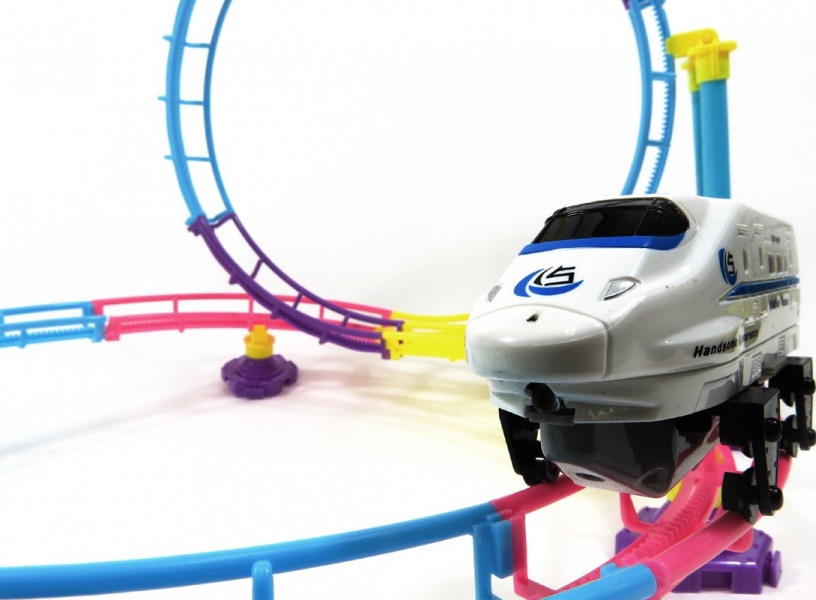 Железная дорога CS toys ВИХРЬ 440 см 661