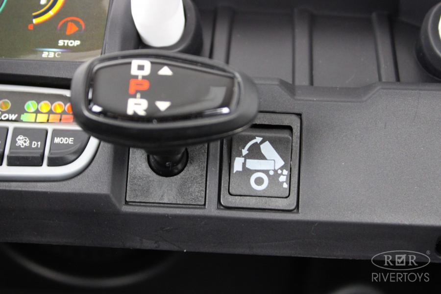 Детский электромобиль RiverToys H005HH белый