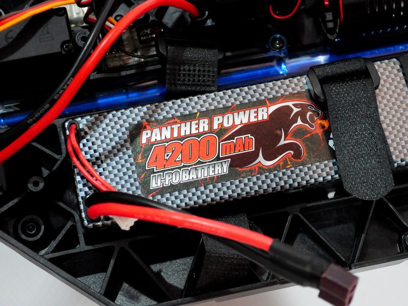 Радиоуправляемая трагги Remo Hobby EVO-R Brushless (зеленая) 4WD 2.4G 1/8 RTR (E666-003)