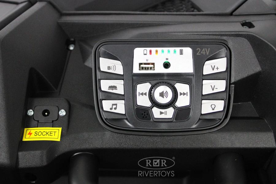 Детский электромобиль RiverToys M222MM белый Spider