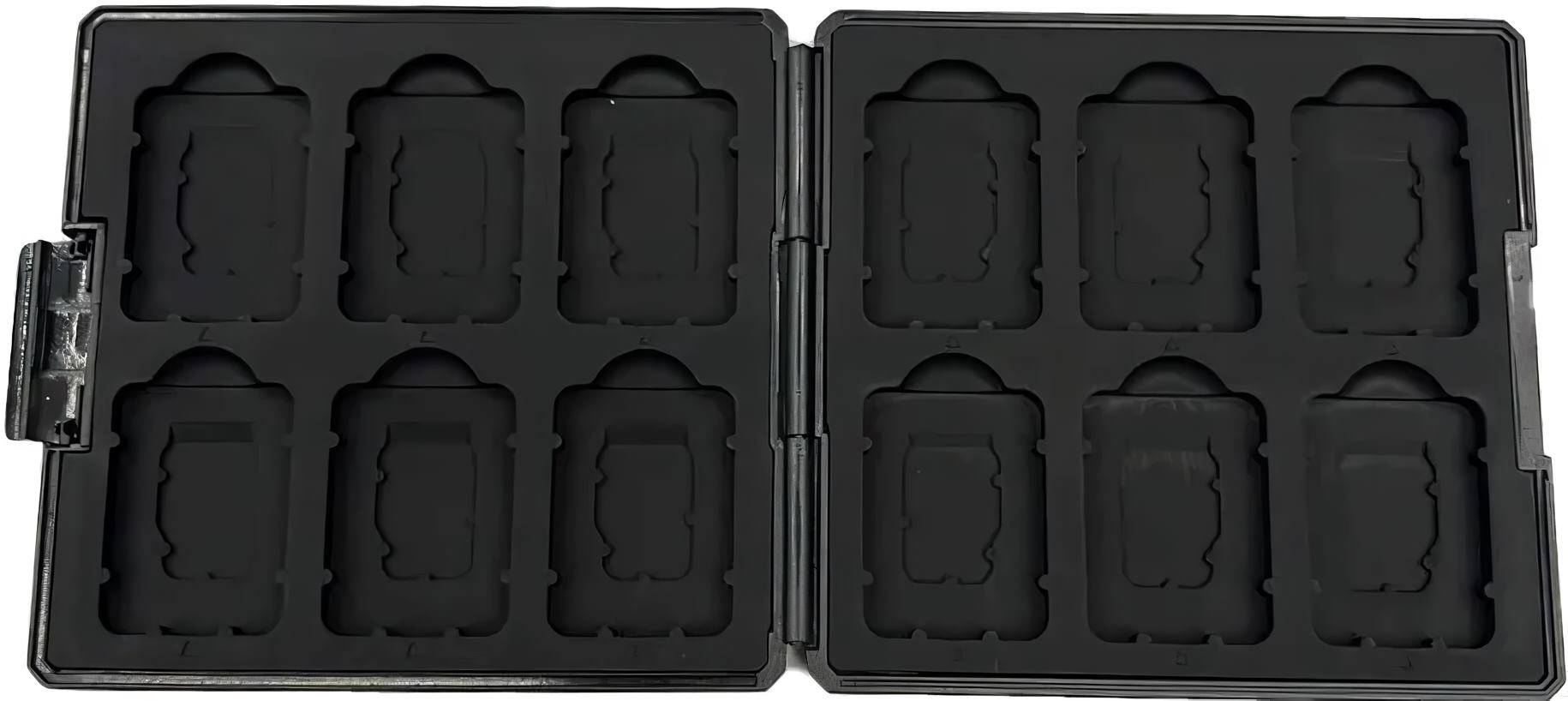 Защитный кейс HORI Premium Game Card Case Monster Hunter Rise (черно-желтый) (NSW-038U) для Nintendo Switch