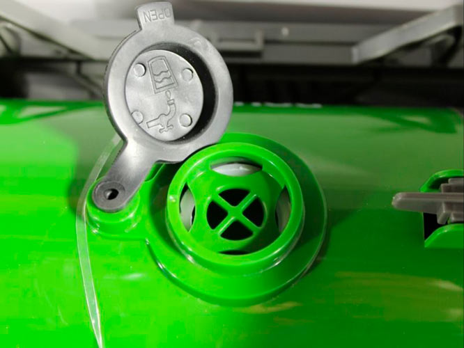 Радиоуправляемая модель Double Eagle трактор с цистерной (1к15) (S058-003)