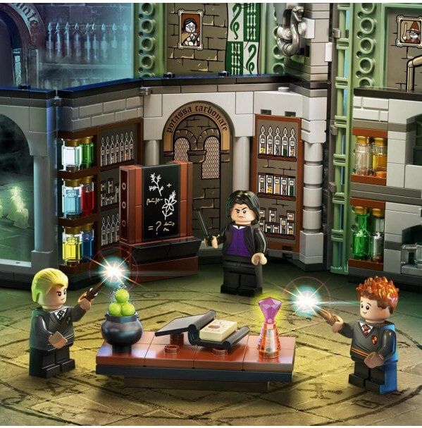 (EU) Конструктор LEGO Harry Potter Занятия по зельям в Хогвартсе (76383)