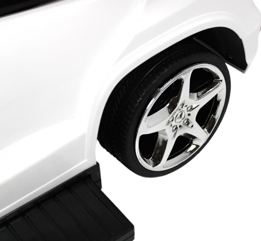 Детский толокар Mercedes-Benz GL63 RiverToys (A888AA-H) (белый)
