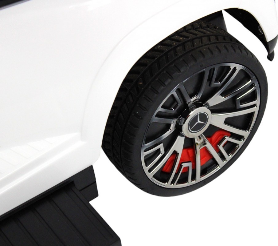 Детский толокар Mercedes-Benz GLS 600 RiverToys (Z003ZZ-B) (белый)