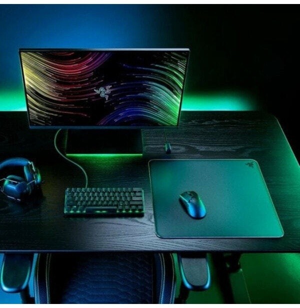 (EU) Коврик для мыши Razer RZ02-04890100-R3M1 Черный