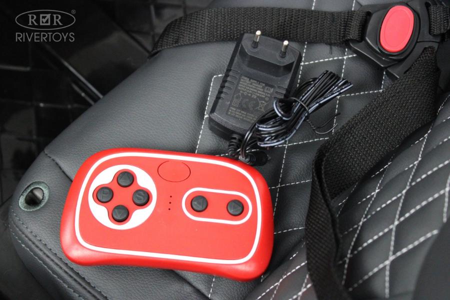 Детский электромобиль RiverToys Bentley EXP12 (JE1166) черный