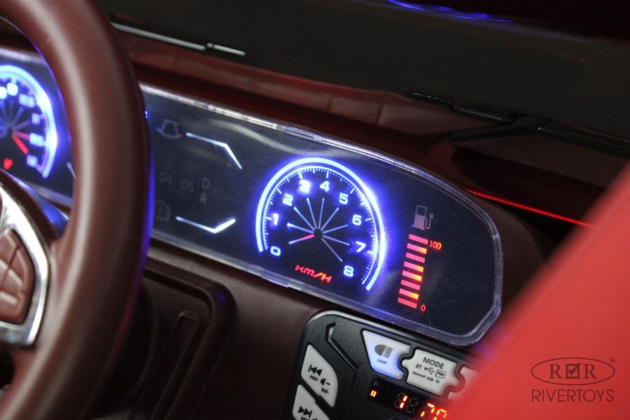 Детский электромобиль RiverToys Mercedes-Benz G65 (E111EE) красный глянец