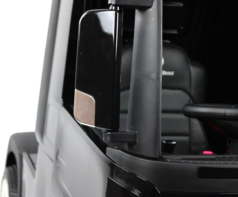 Детский электромобиль RiverToys Mercedes-Benz Actros 4WD (HL358) черный глянец