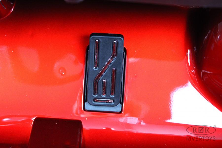 Детский электромобиль RiverToys Lexus LX570 (Y555YY) красный глянец