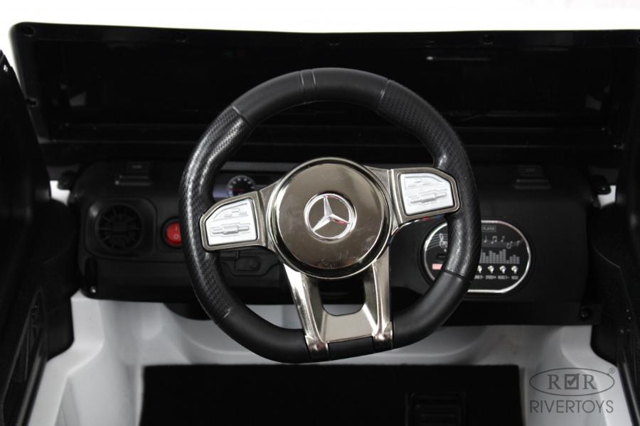 Детский электромобиль RiverToys Mercedes-AMG G63 4WD (G333GG) белый