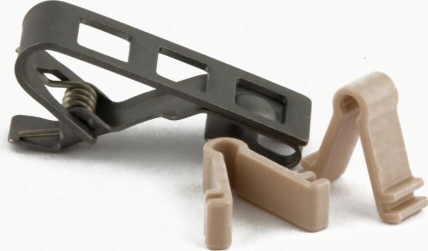 (EU) Зажим Sennheiser MZQ 02, черный крокодиловый пластиковый