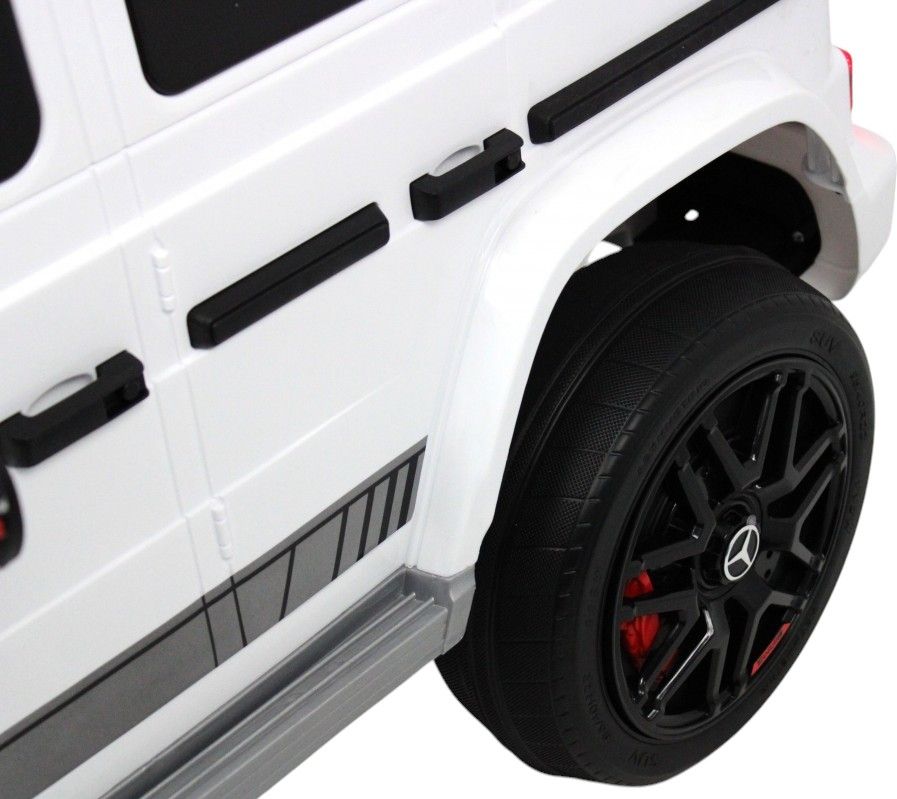 Детский электромобиль RiverToys Mercedes-Benz G63 4WD (Mercedes-AMG-G63-4WD-K999KK-WHITE) белый
