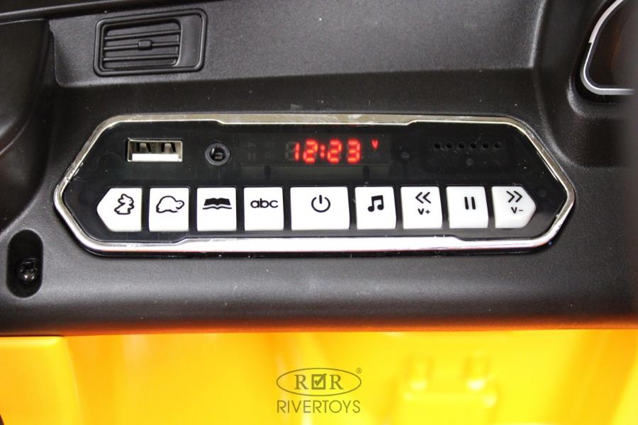 Детский электромобиль RiverToys Lexus LC 500 (JE1618) желтый