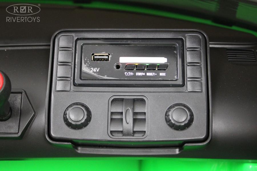 Детский электромобиль RiverToys Lamborghini Aventador SVJ (A111MP) зеленый