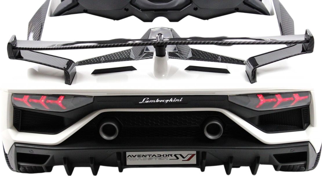 Детский электромобиль RiverToys Lamborghini Aventador SVJ (A111MP) белый