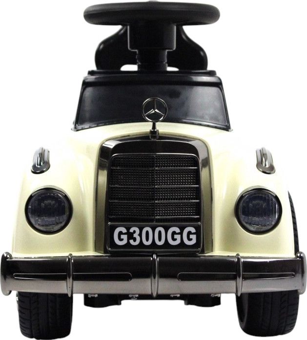 Детский толокар RiverToys Mercedes-AMG 300S (G300GG-WHITE) белый
