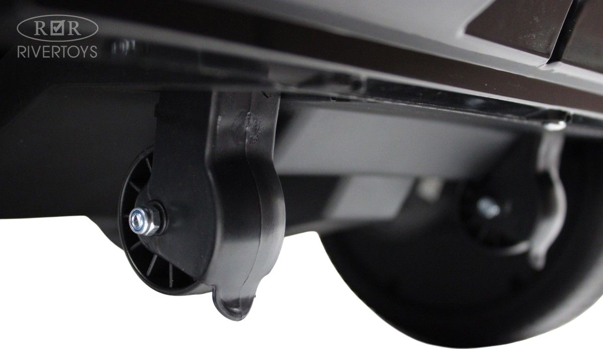 Детский электромобиль RiverToys Mercedes-AMG G63 (S307) черный