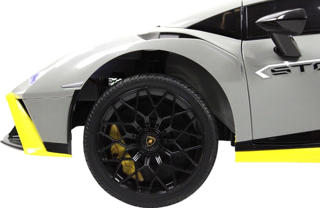 Детский электромобиль RiverToys Lamborghini Huracán STO (E888EE-GRAY) серый