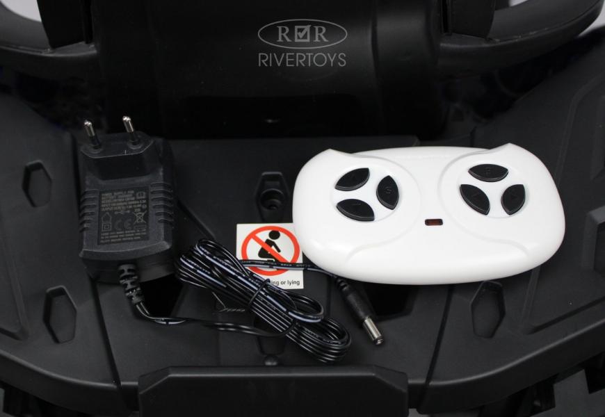 Детский электроквадроцикл RiverToys H999HH черный