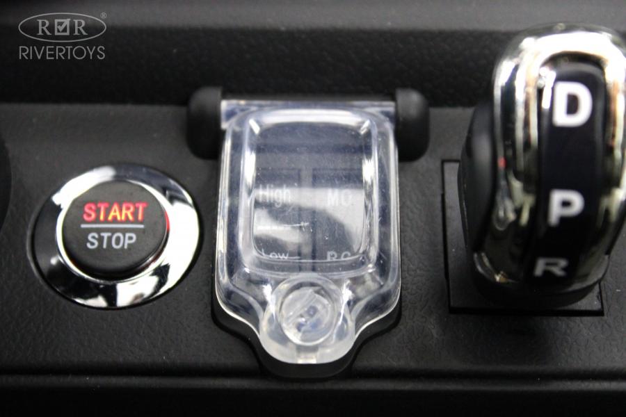 Детский электромобиль RiverToys Mercedes Benz G63 Y777YY белый