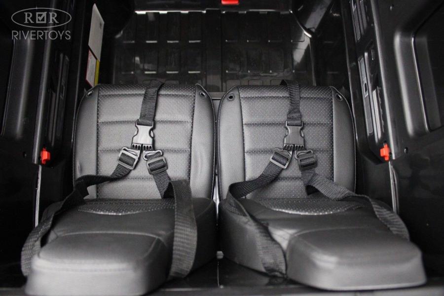 Детский электромобиль RiverToys Mercedes-AMG G63 (S307) черный
