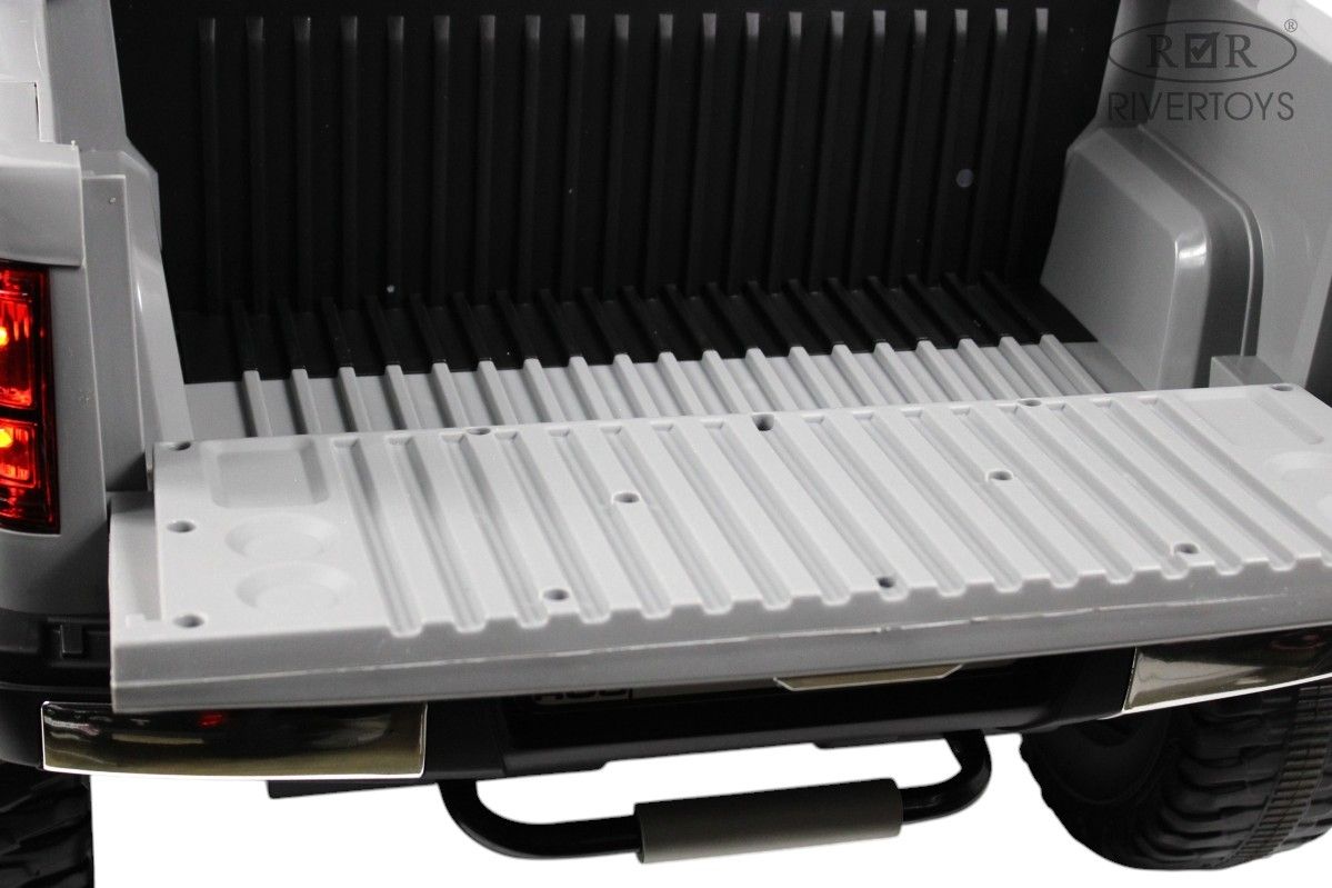 Детский электромобиль RiverToys (G444GG-GREY) серый