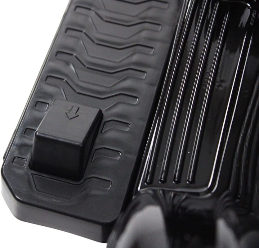 Детский толокар RiverToys Mercedes-AMG 300S (G300GG-D-BLACK-GLANEC) черный глянец