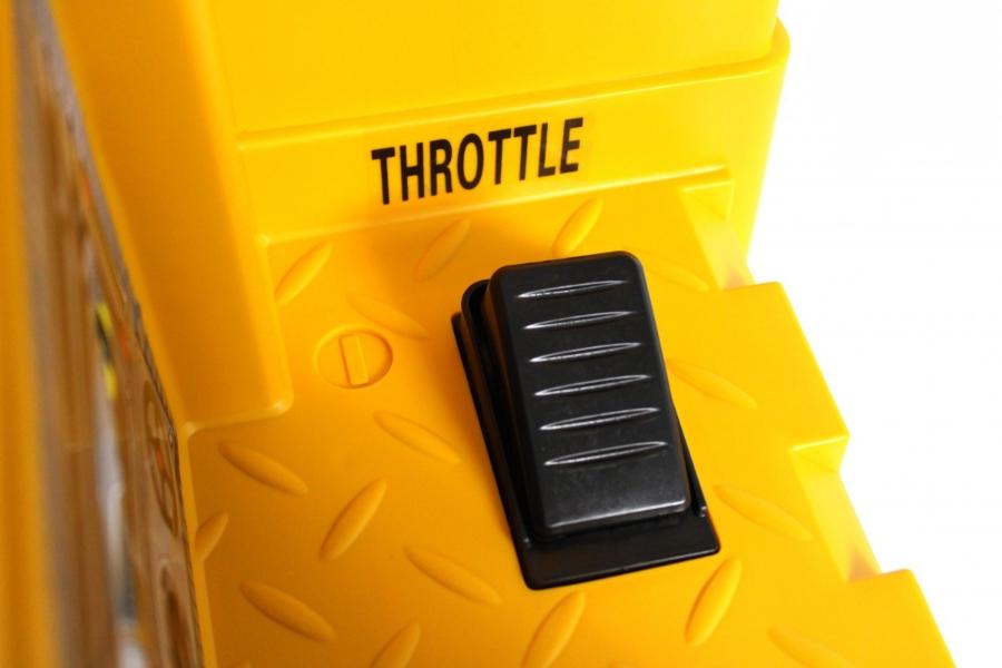 Детский электромобиль RiverToys G002GG желтый