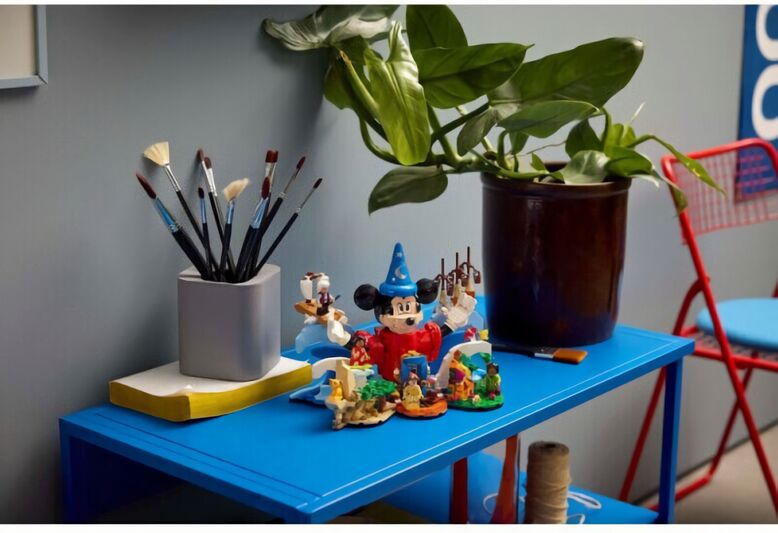 (EU) Конструктор LEGO Ideas Магия Диснея (21352)