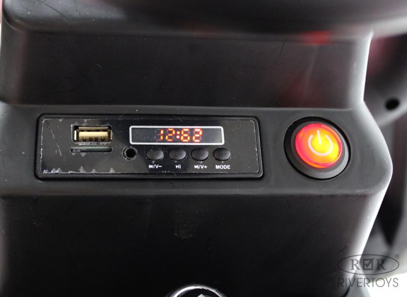 Детский электромобиль RiverToys O555OO розовый