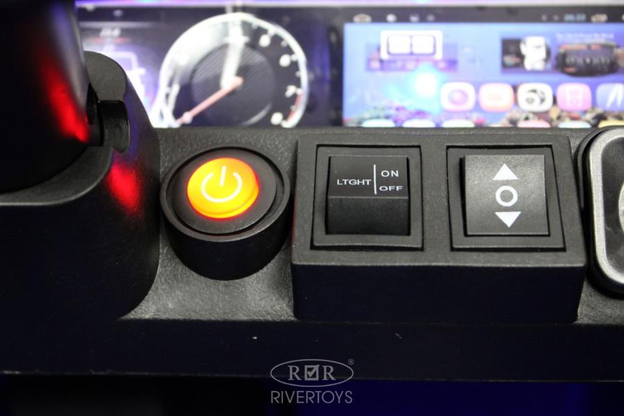 Детский электромобиль RiverToys Mercedes-Benz G63 4WD (K999KK) синий глянец