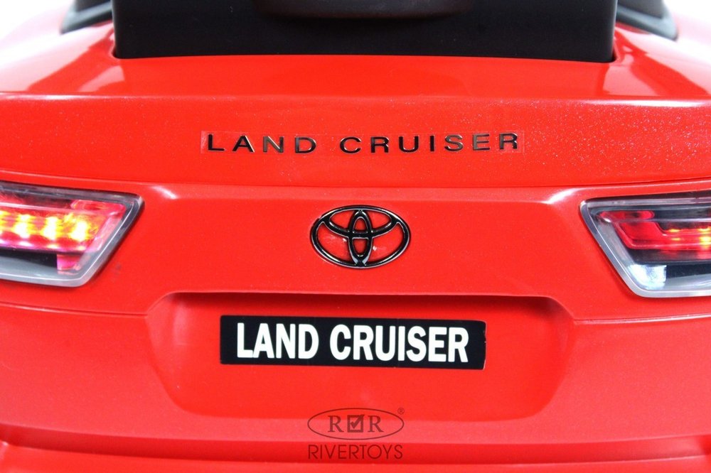 Детский толокар Toyota Land Cruiser 300 RiverToys (Z002ZZ-C) (красный)