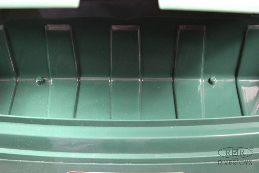 Детский электромобиль RiverToys C555MC зеленый