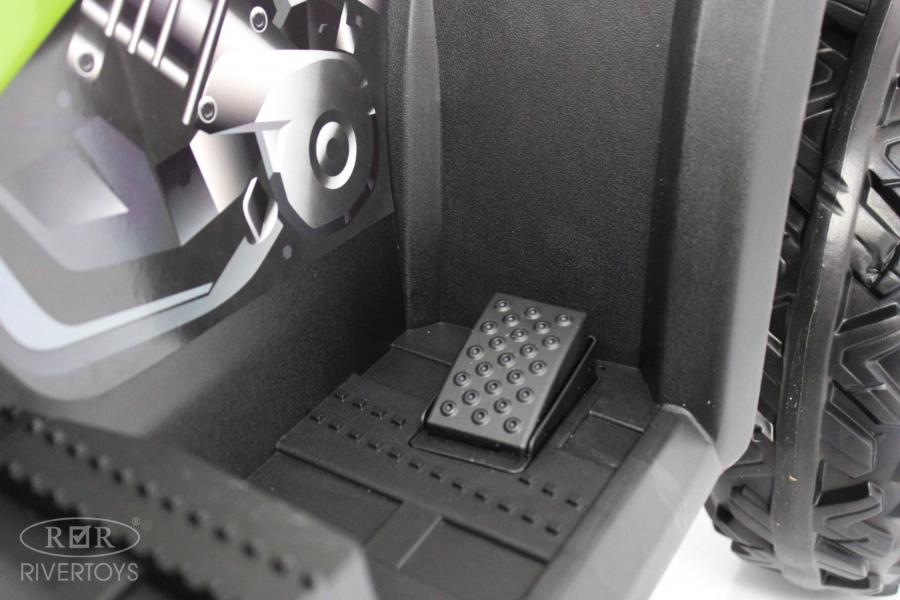 Детский электроквадроцикл RiverToys T001TT 4WD зеленый