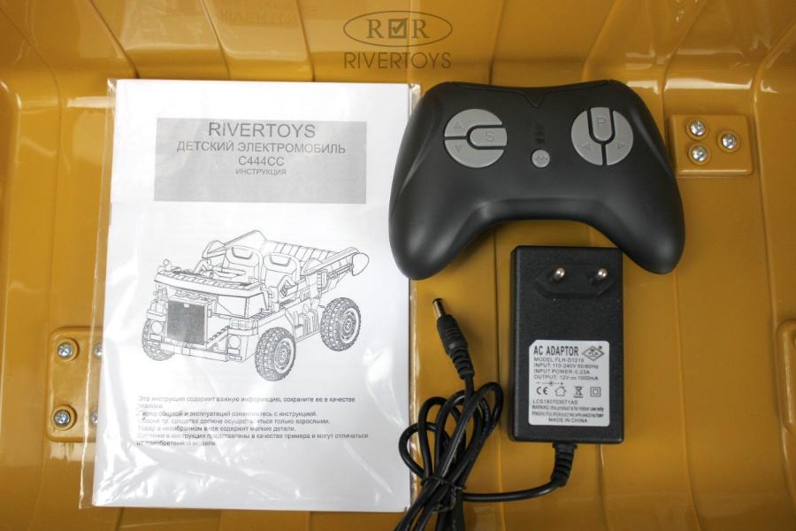Детский электромобиль RiverToys C444CC жёлтый