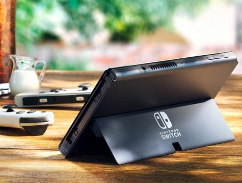 Nintendo Switch OLED 64GB (белый)