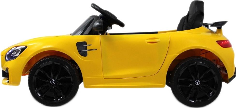 Детский электромобиль RiverToys Mercedes-Benz AMG GT X777XX желтый